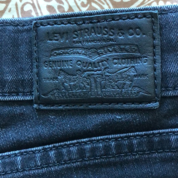 Levi’s 710 Super Skinny Distressed Jeans - Picture 5 of 8